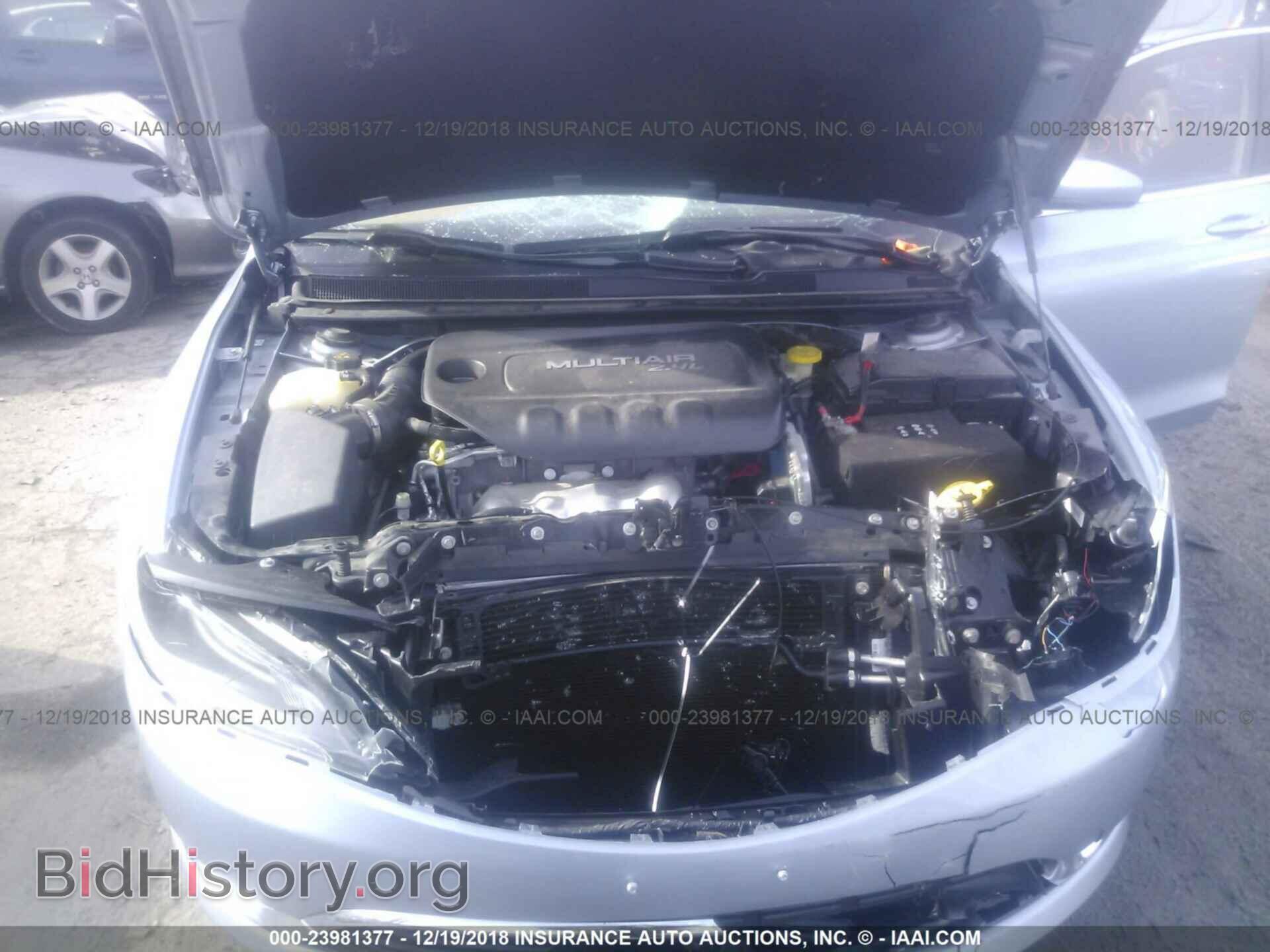 2015 CHRYSLER 200 - VIN: 1C3CCCAB9FN638043 - Фото 10