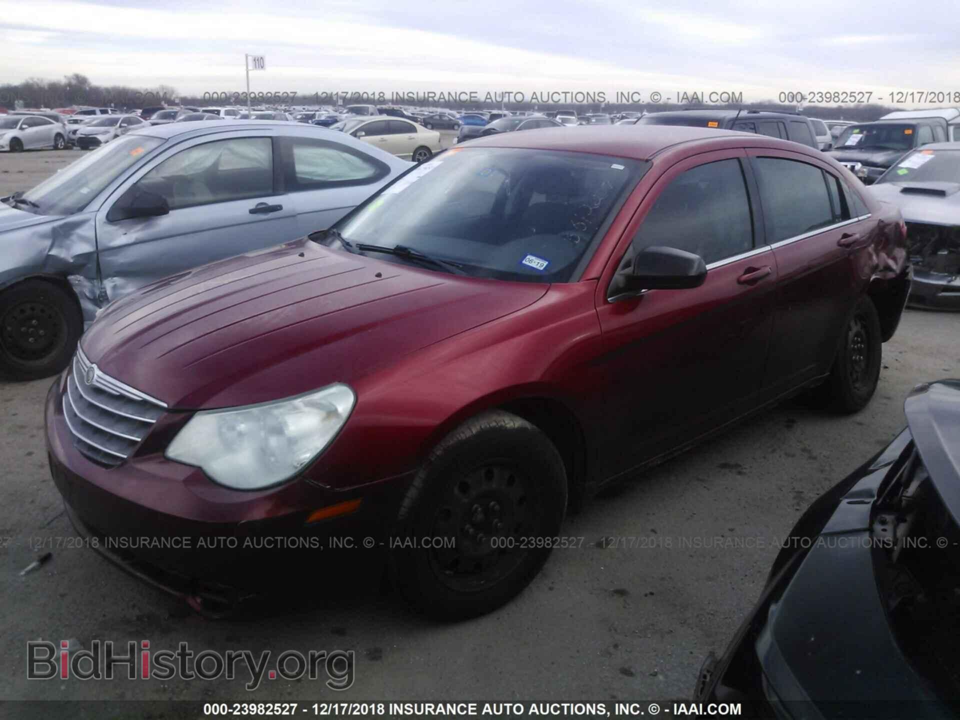 2008 CHRYSLER SEBRING - VIN: 1C3LC46K78N268342 - Фото 2