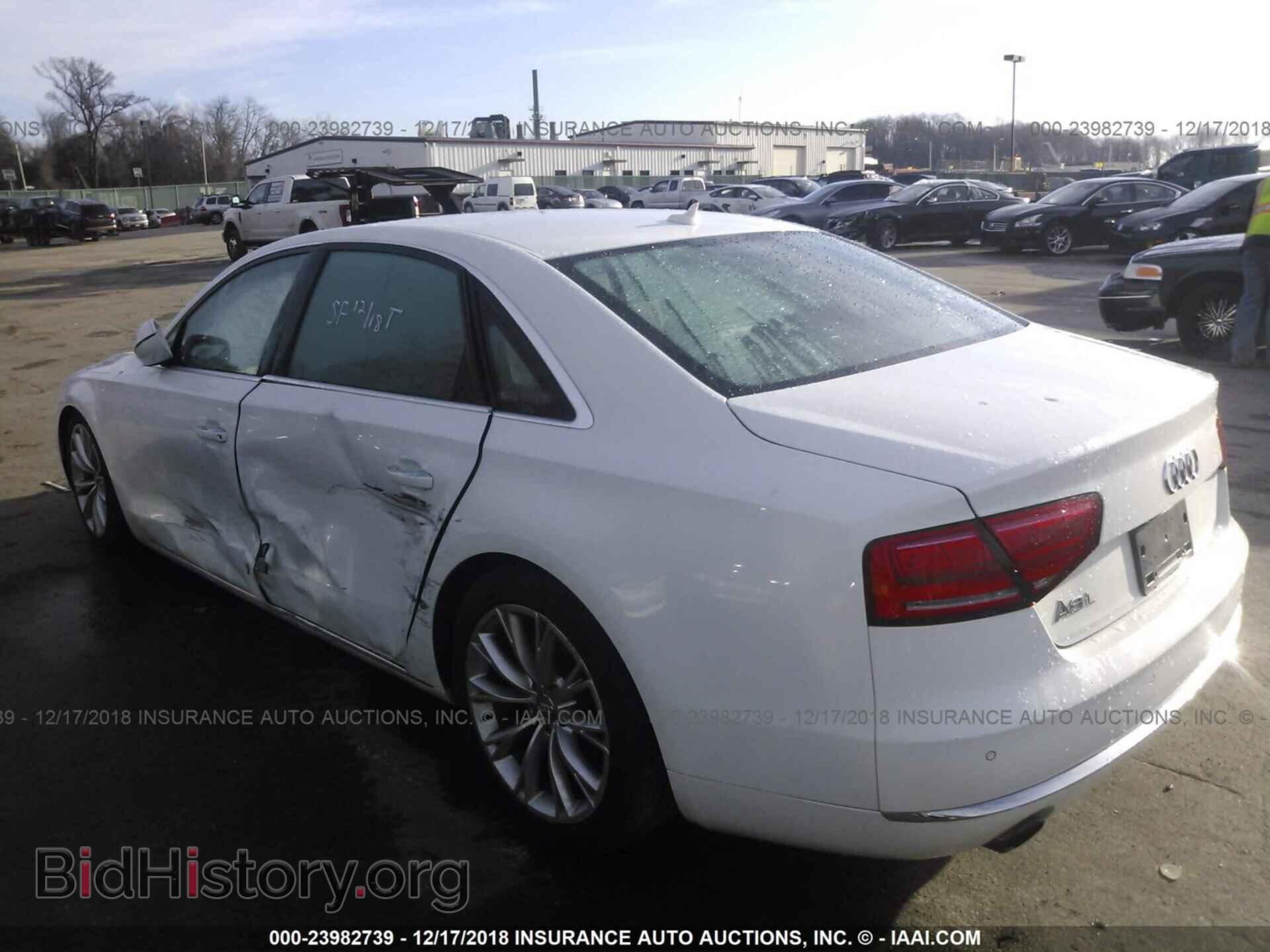 2013 AUDI A8 - VIN: WAURGAFD6DN009682 - Фото 3