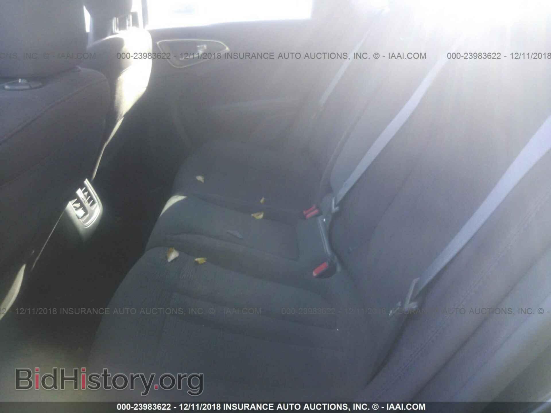 2016 CHRYSLER 200 - VIN: 1C3CCCAB5GN104510 - Фото 8