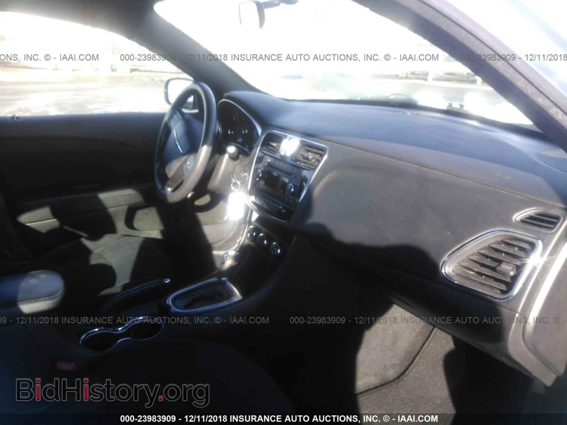 2014 CHRYSLER 200 - VIN: 1C3CCBAB4EN208591 - Photo 5