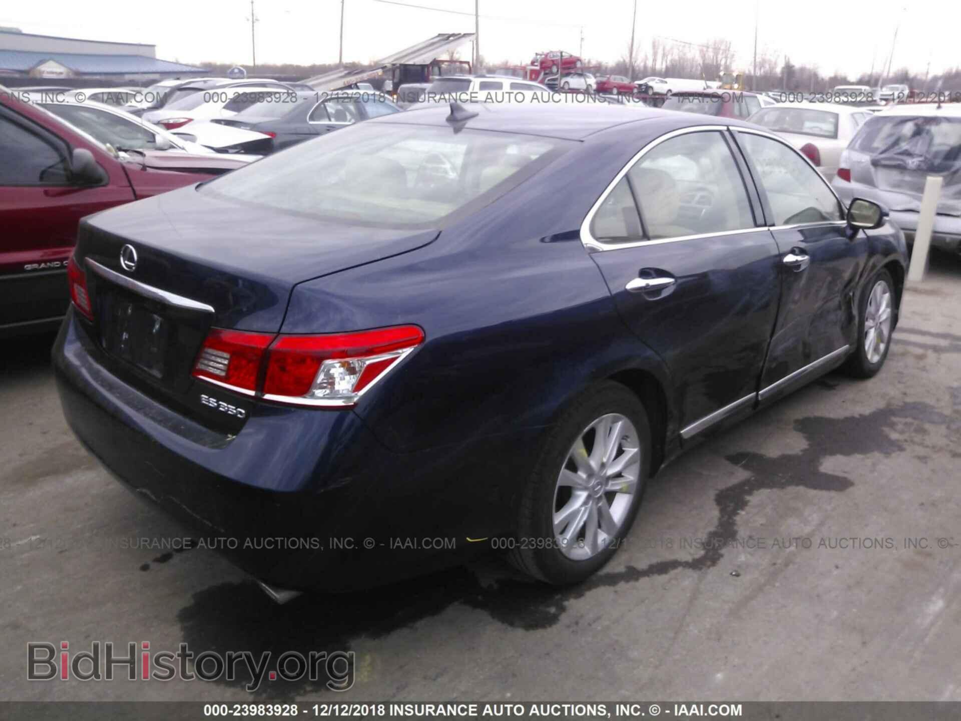 2011 LEXUS ES - VIN: JTHBK1EG7B2458185 - Фото 4