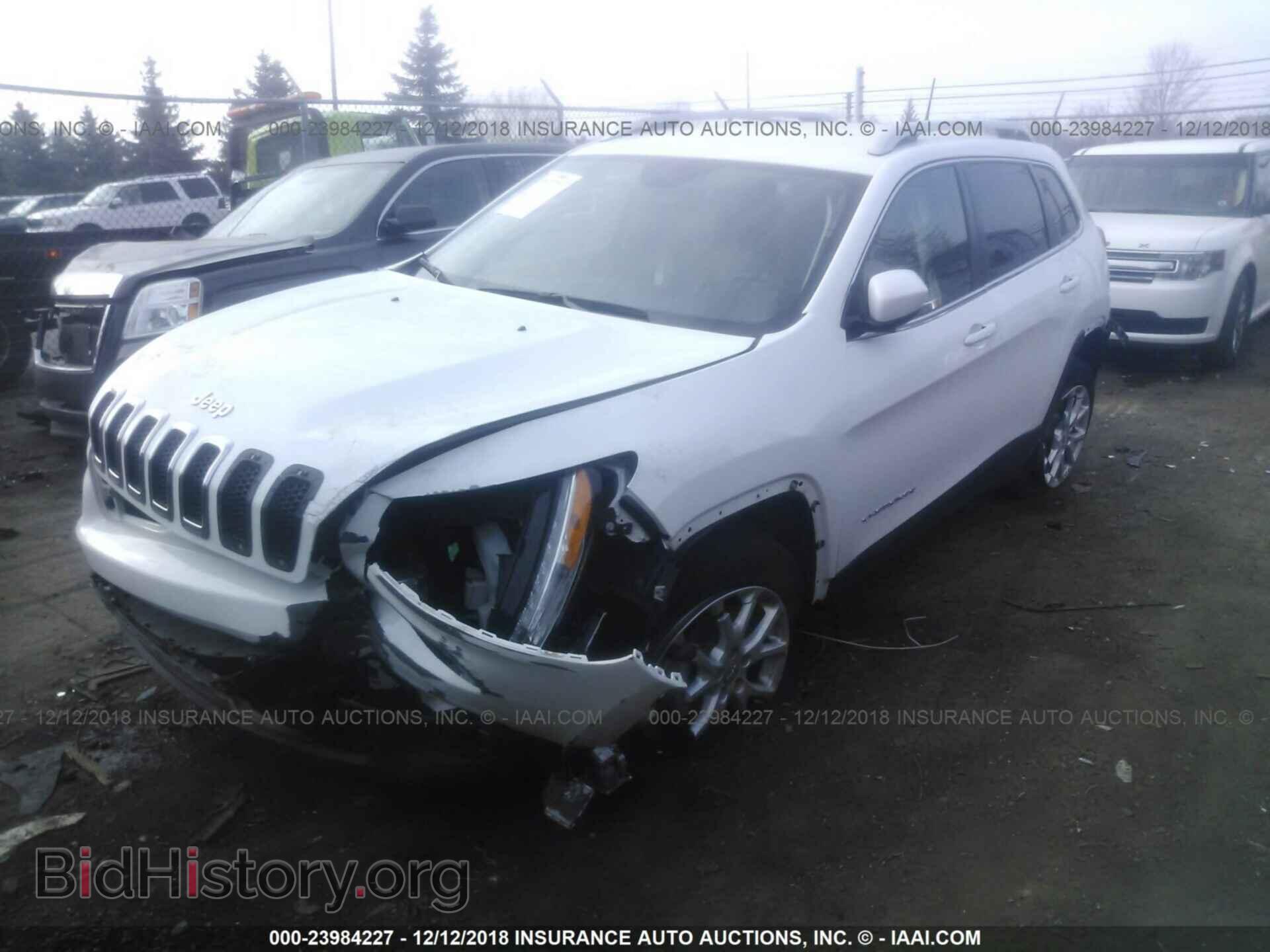 2017 JEEP CHEROKEE - VIN: 1C4PJMCB4HW587697 - Фото 2