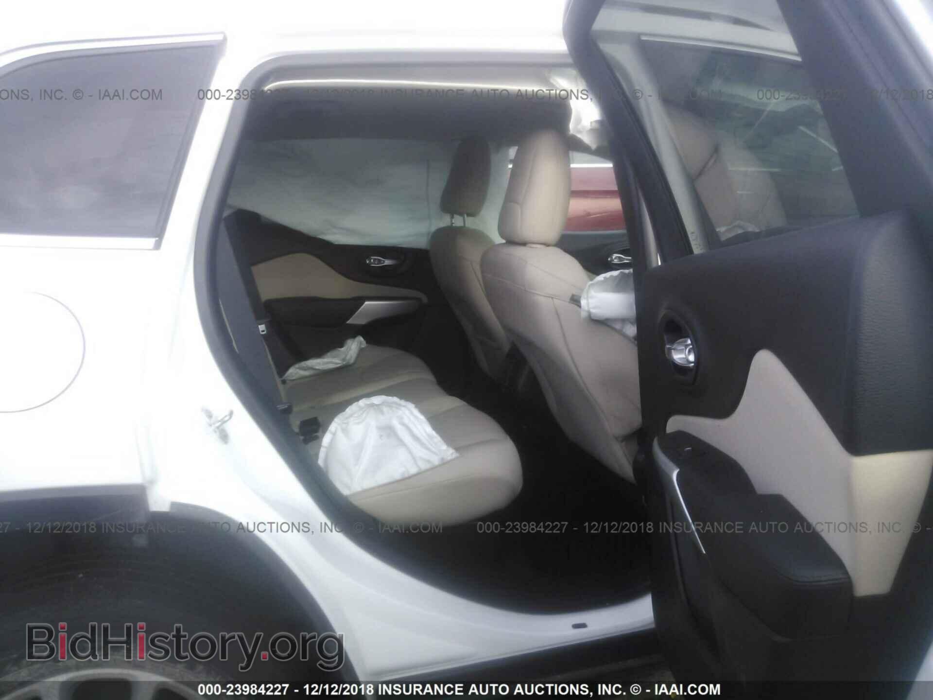 2017 JEEP CHEROKEE - VIN: 1C4PJMCB4HW587697 - Фото 8