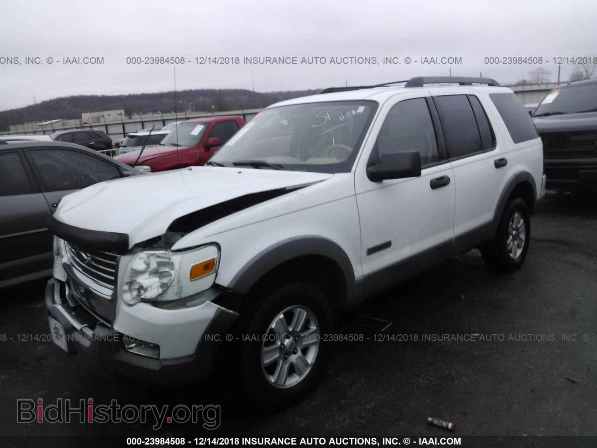 2006 FORD EXPLORER - VIN: 1FMEU63E46ZA16111 - Фото 2