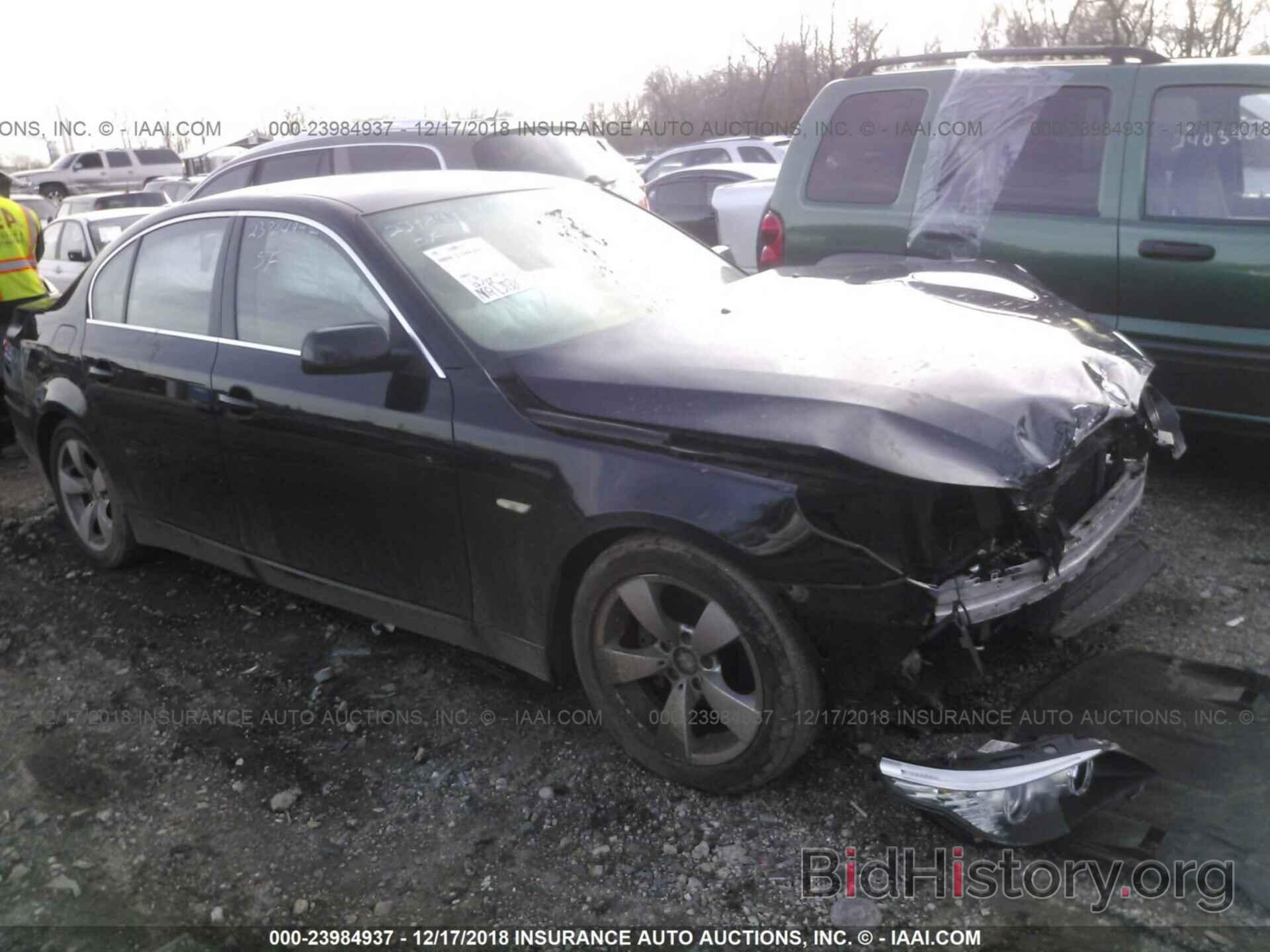 Photo WBANU53588CT12735 - BMW 528 2008