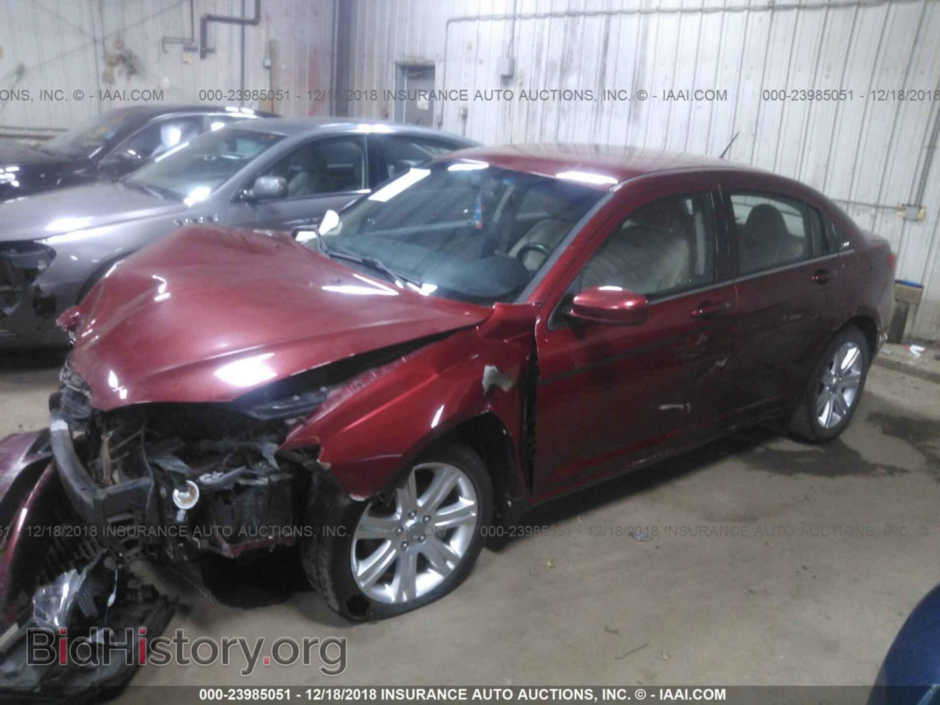 2012 CHRYSLER 200 - VIN: 1C3CCBBB6CN131427 - Фото 2