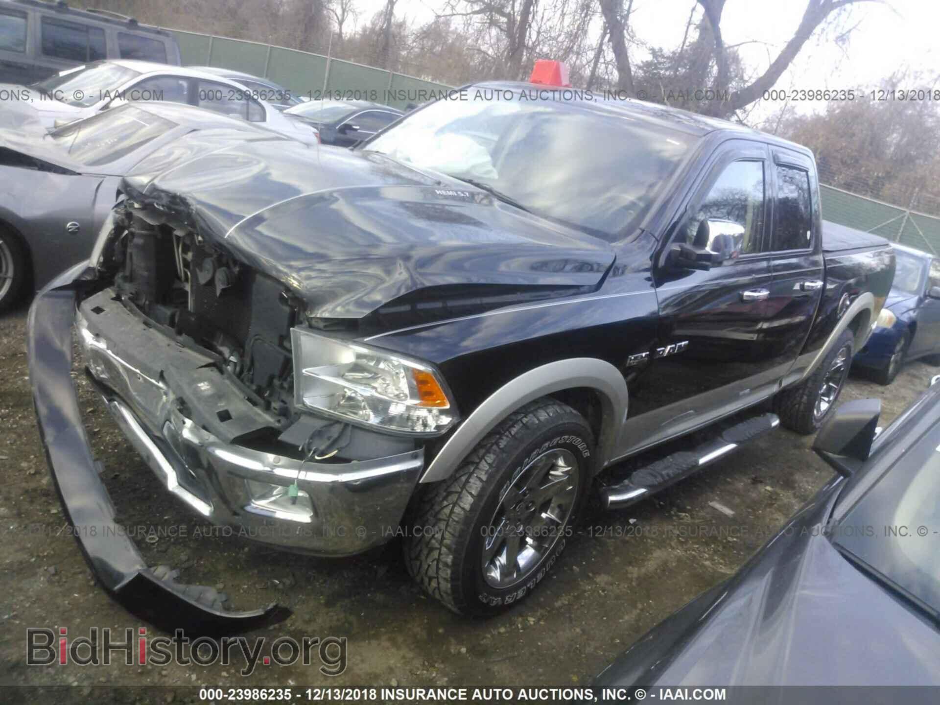 2010 DODGE RAM 1500 - VIN: 1D7RV1GT3AS254716 - Фото 2