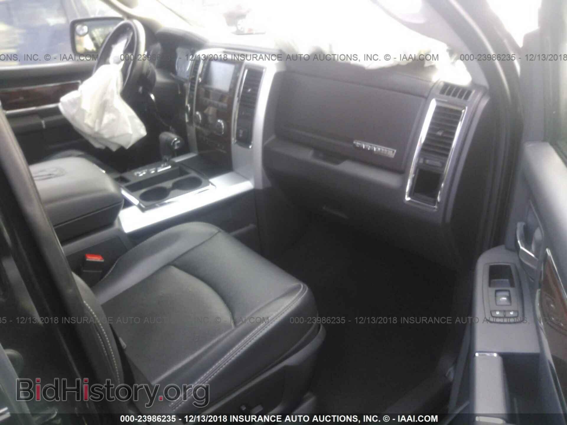 2010 DODGE RAM 1500 - VIN: 1D7RV1GT3AS254716 - Фото 5