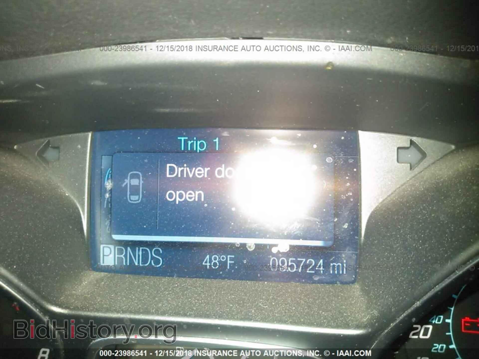 2012 Ford Focus - VIN: 1FAHP3F28CL222593 - Photo 7