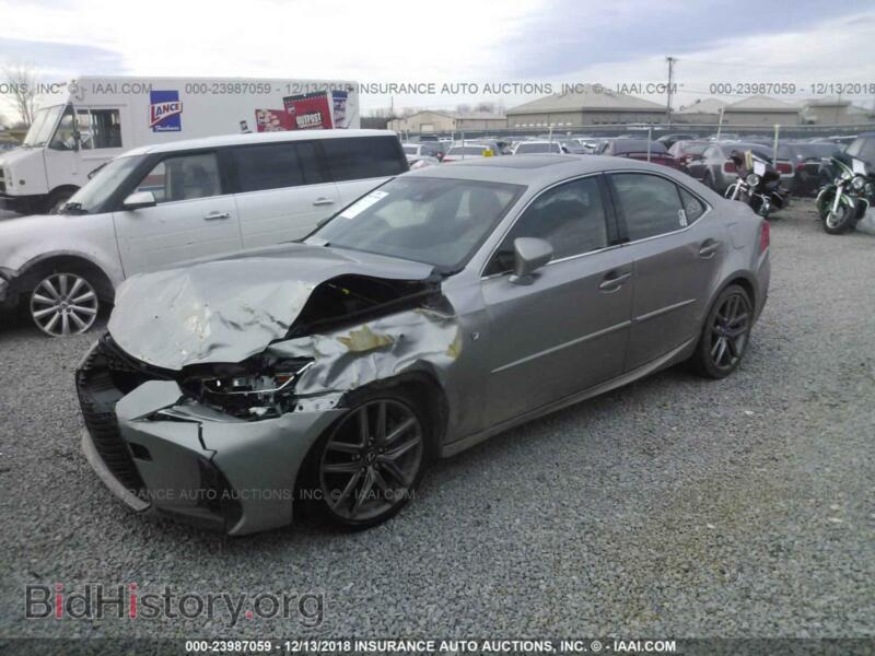 2017 Lexus IS (VIN JTHCE1D24H5013430) — фото 2 из 10