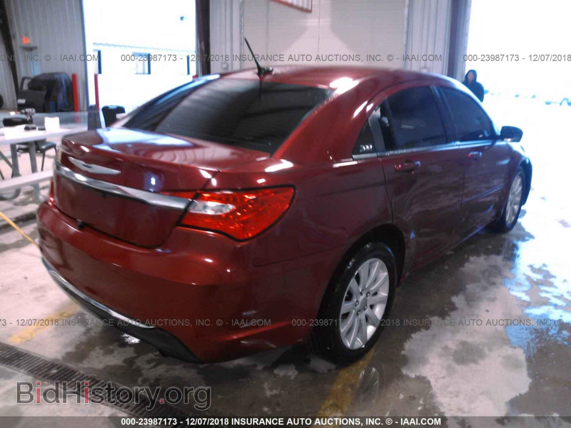 2013 Chrysler 200 - VIN: 1C3CCBBB1DN603969 - Фото 4