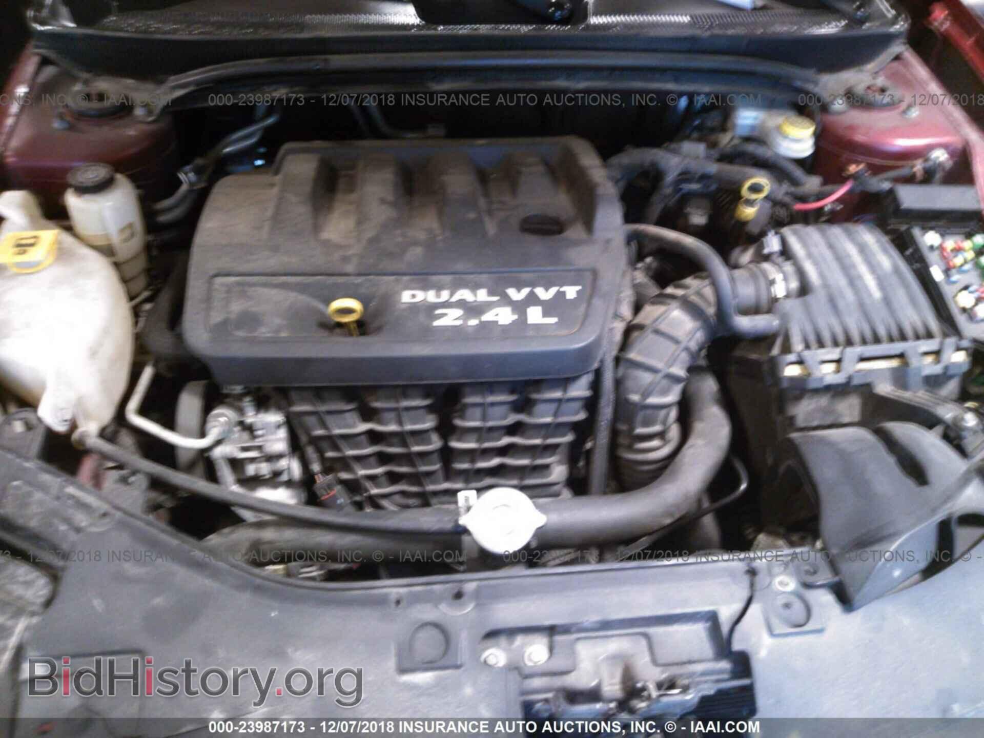 2013 Chrysler 200 - VIN: 1C3CCBBB1DN603969 - Фото 10