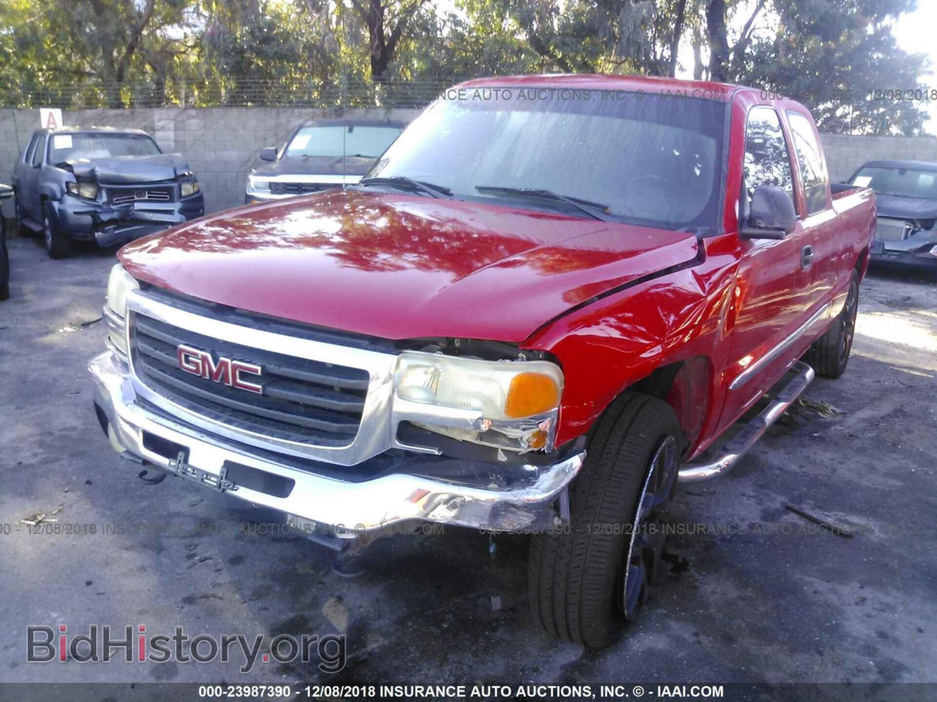 2003 GMC NEW SIERRA - VIN: 1GTEK19T73E207477 - Фото 2