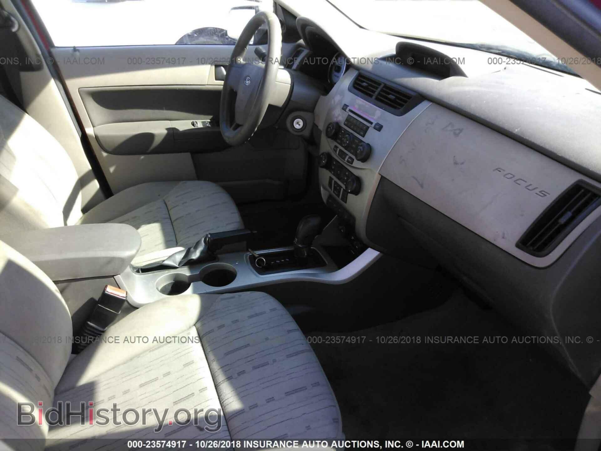 2008 FORD FOCUS - VIN: 1FAHP35N98W191372 - Фото 5