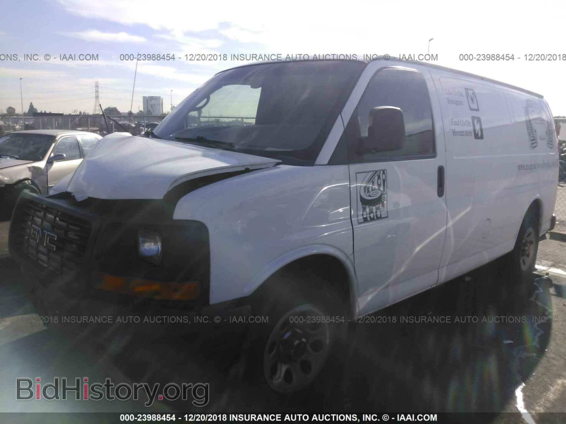 2010 GMC SAVANA - VIN: 1GTUGADX5A1127073 - Фото 2