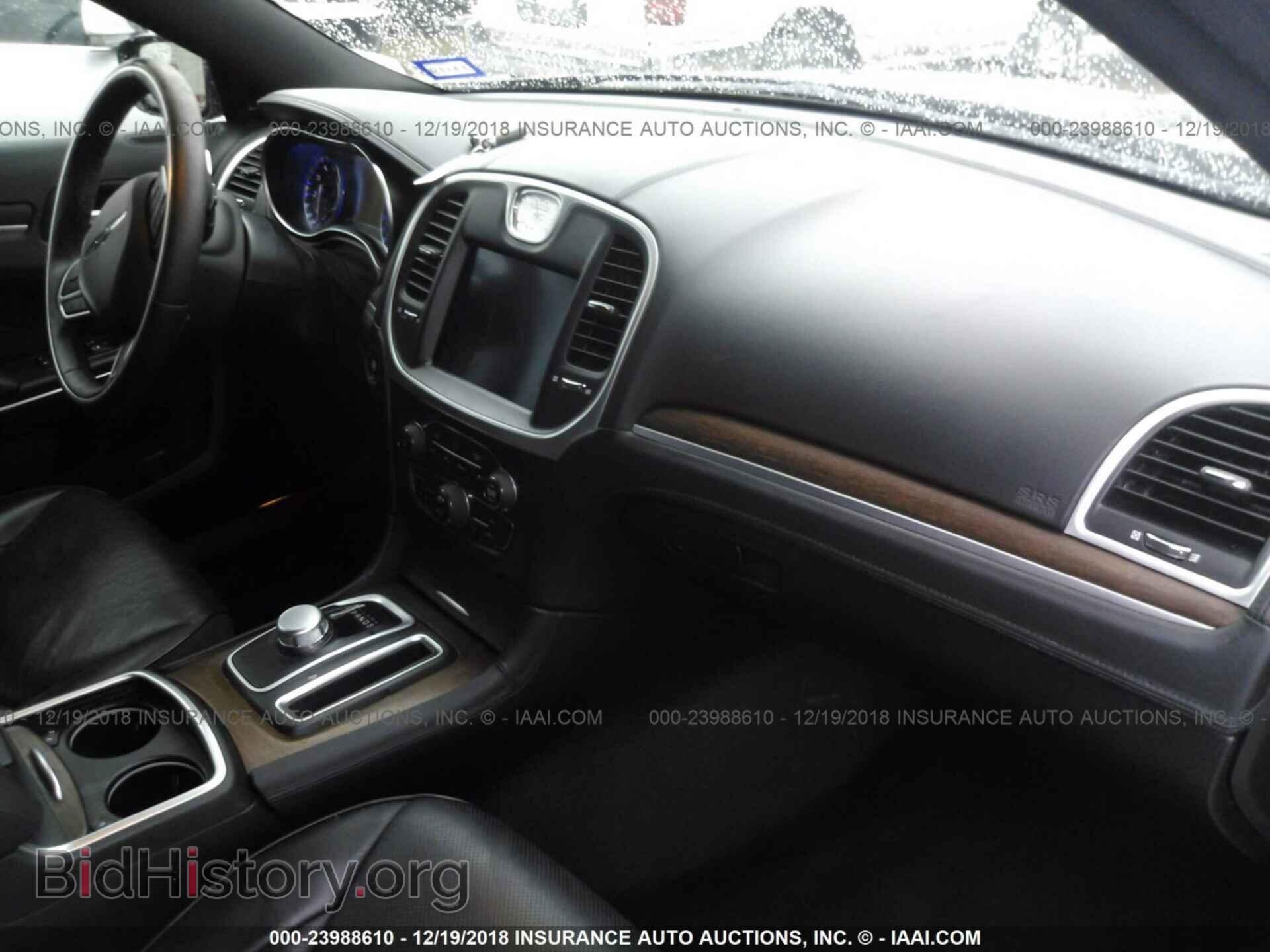 2017 CHRYSLER 300C - VIN: 2C3CCAPT6HH511895 - Фото 5