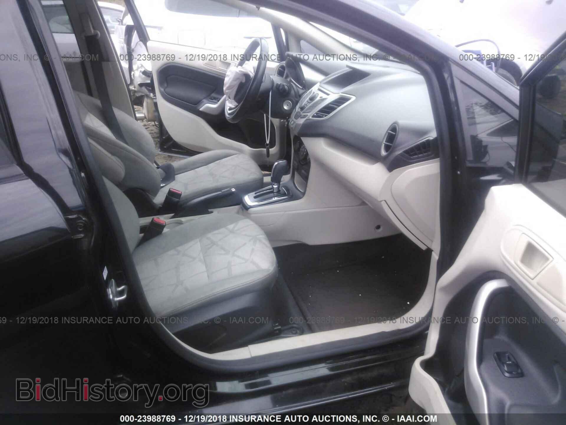 2013 Ford Fiesta - VIN: 3FADP4EJ3DM223664 - Фото 5