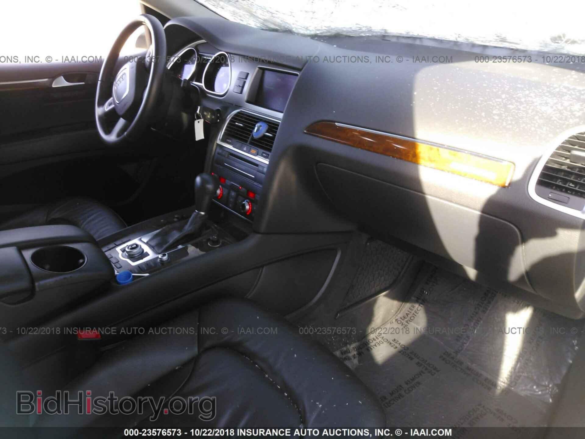 2010 AUDI Q7 - VIN: WA1LYAFE8AD008138 - Фото 5