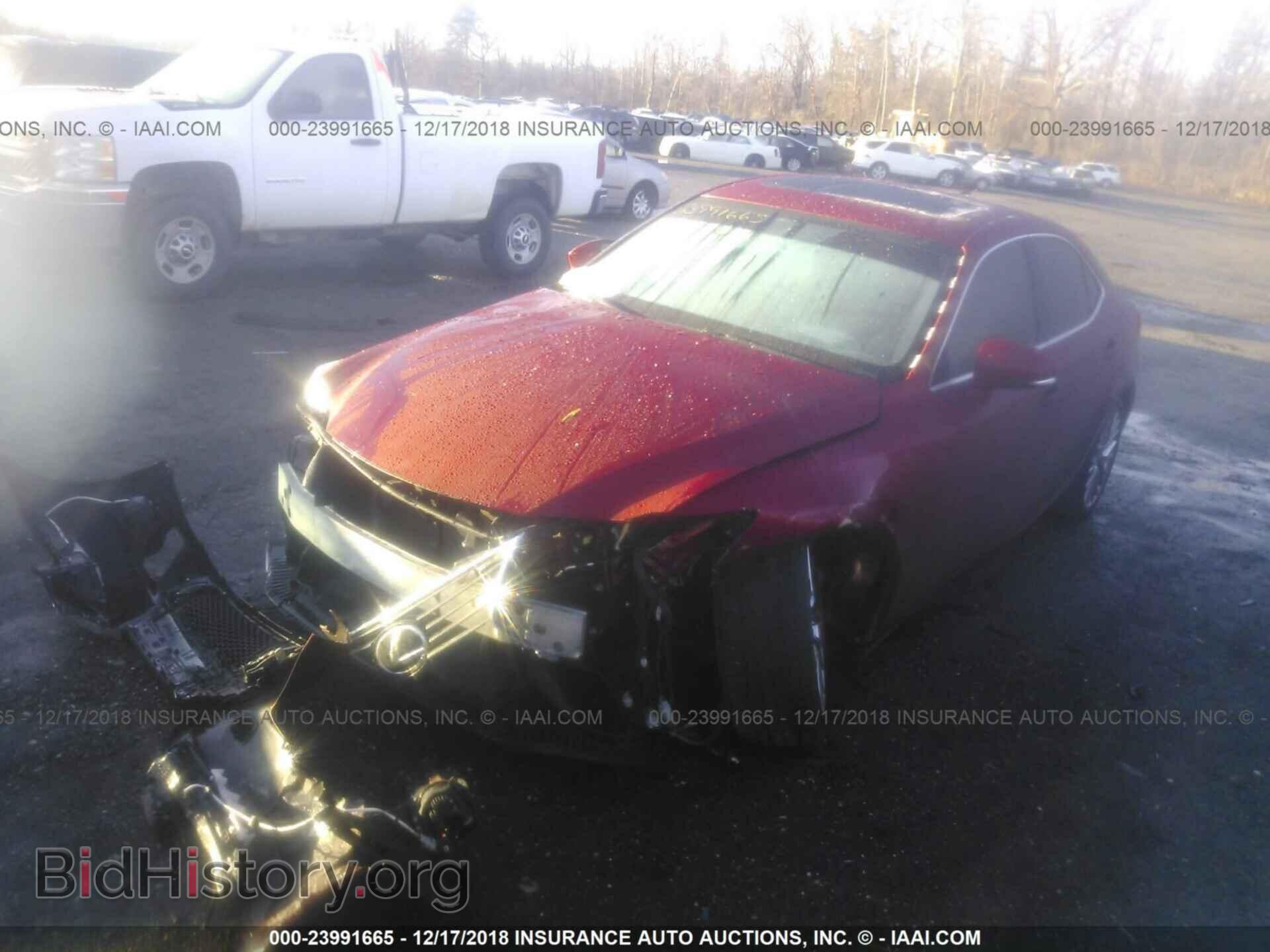 2015 LEXUS IS - VIN: JTHCF1D29F5021419 - Photo 2