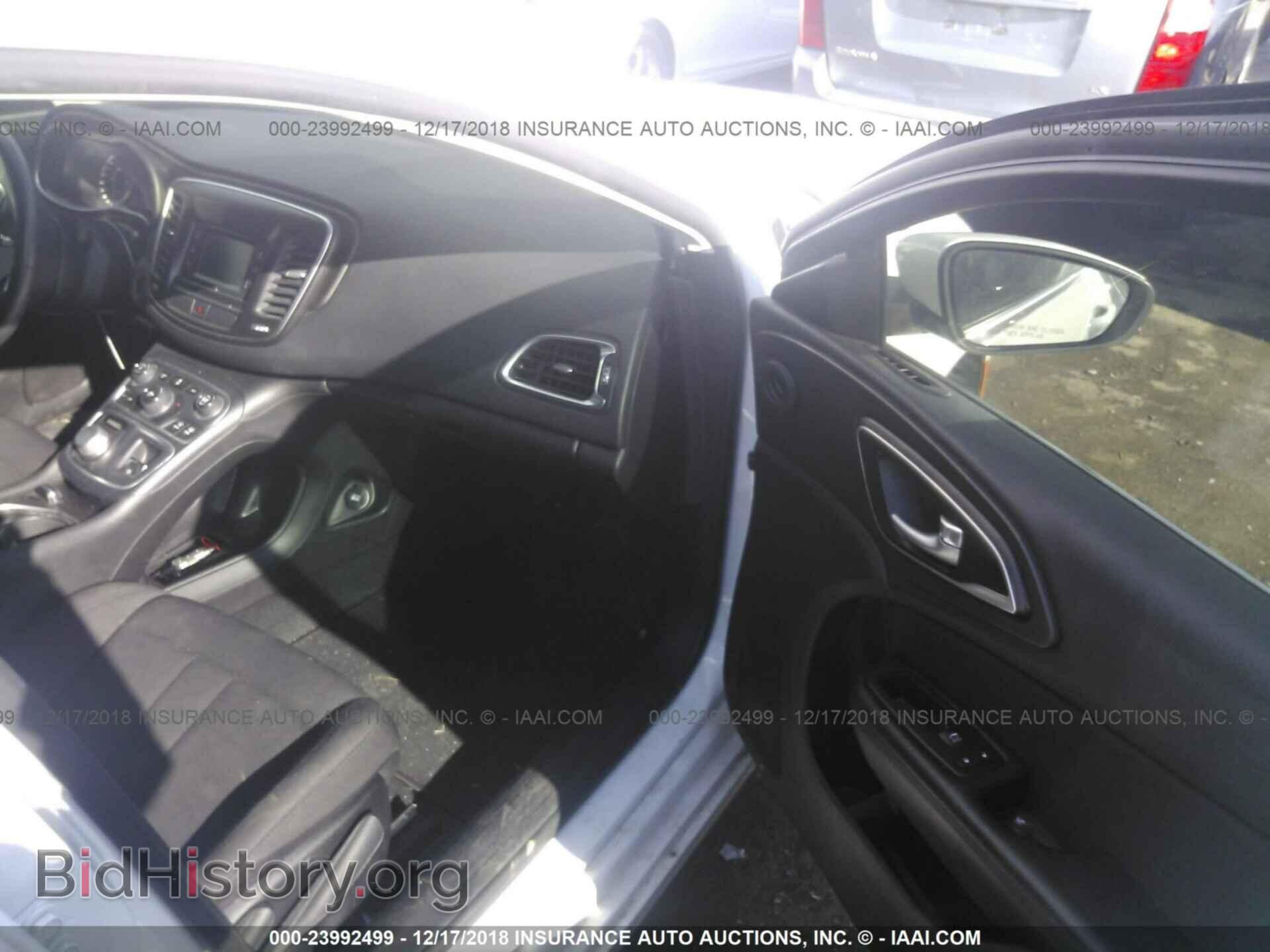 2016 CHRYSLER 200 - VIN: 1C3CCCAB2GN131227 - Фото 5