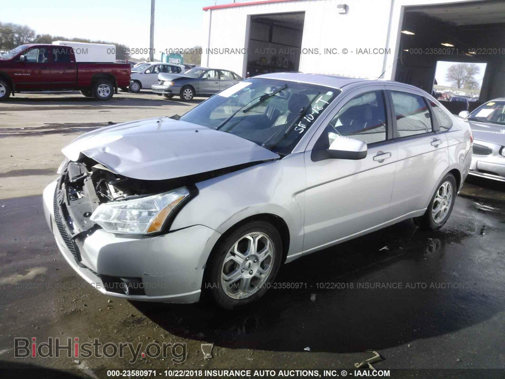 2009 FORD FOCUS - VIN: 1FAHP36N29W218038 - Фото 2