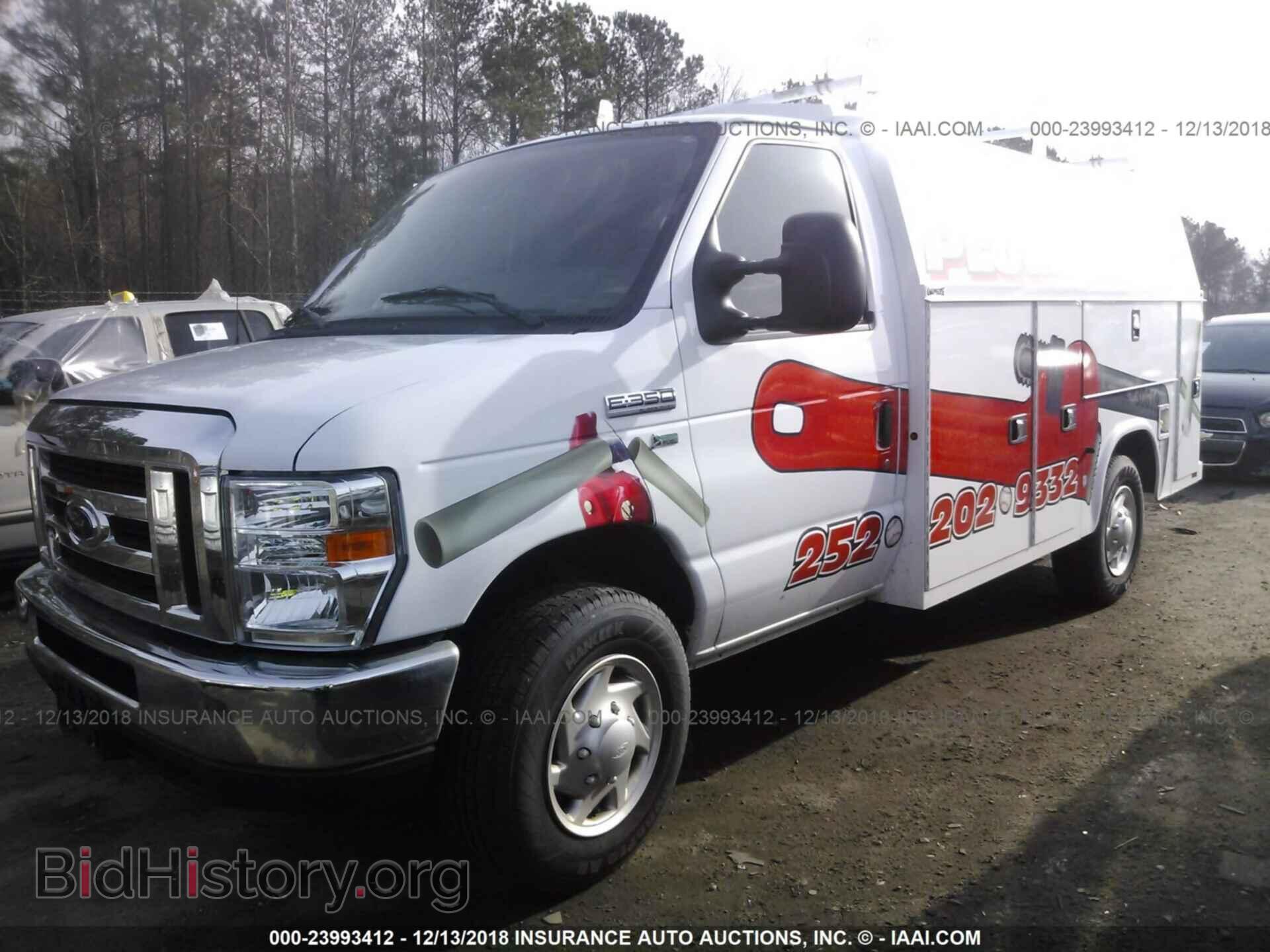 2017 FORD ECONOLINE - VIN: 1FDWE3F66HDC54885 - Фото 2