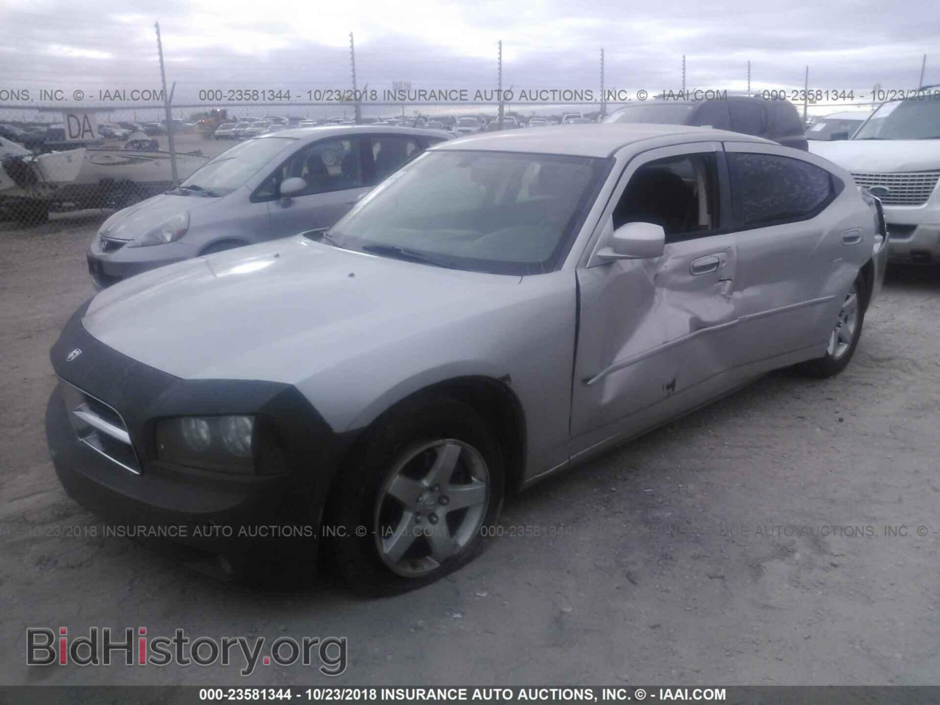 2010 DODGE CHARGER - VIN: 2B3CA3CV0AH227576 - Фото 2
