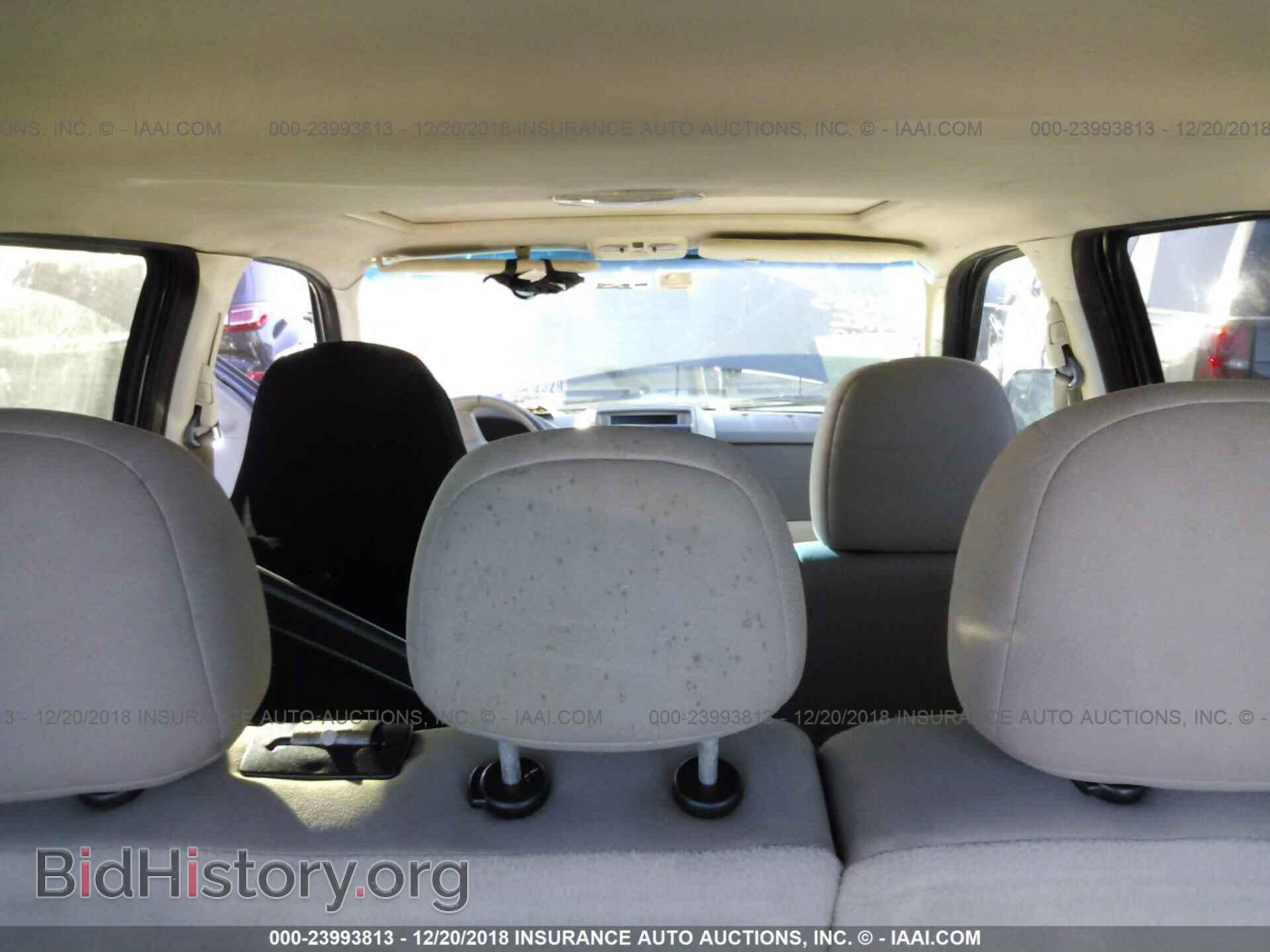 2011 FORD ESCAPE - VIN: 1FMCU0D73BKB90629 - Photo 8