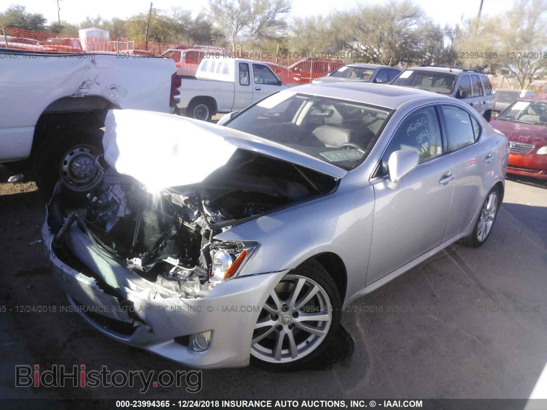 2007 LEXUS IS - VIN: JTHBE262172011102 - Фото 2