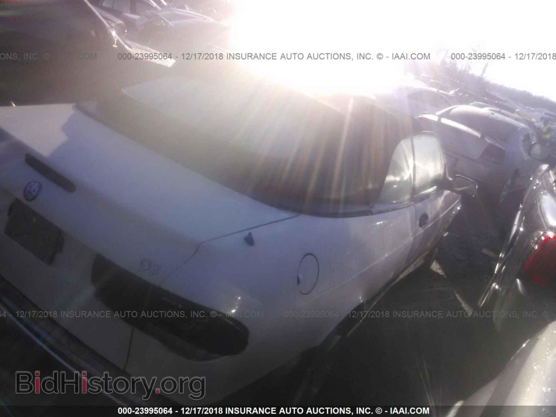 2003 SAAB 9-3 - VIN: YS3DF78K737010611 - Photo 4