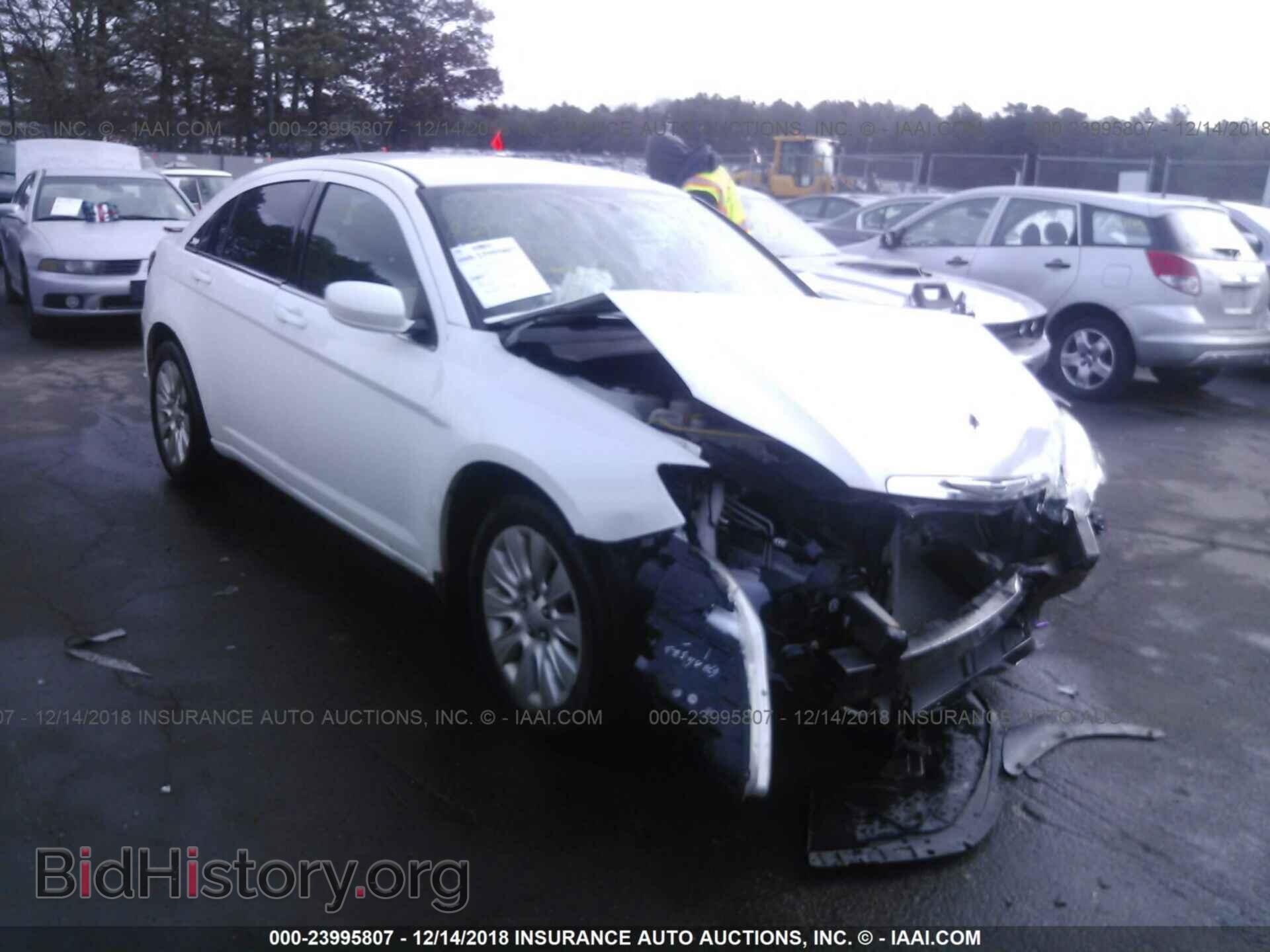 Photo 1C3CCBAB6DN647449 - CHRYSLER 200 2013