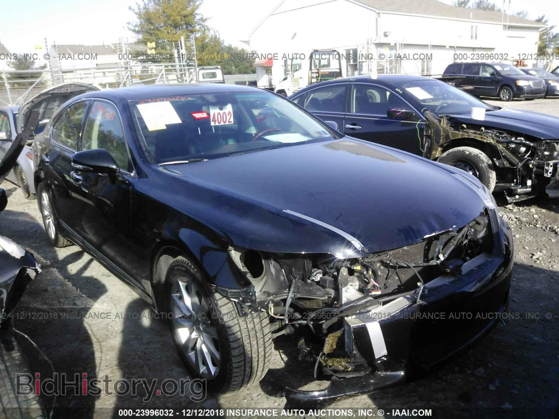 Photo JTHCL5EF2B5010175 - LEXUS LS 2011