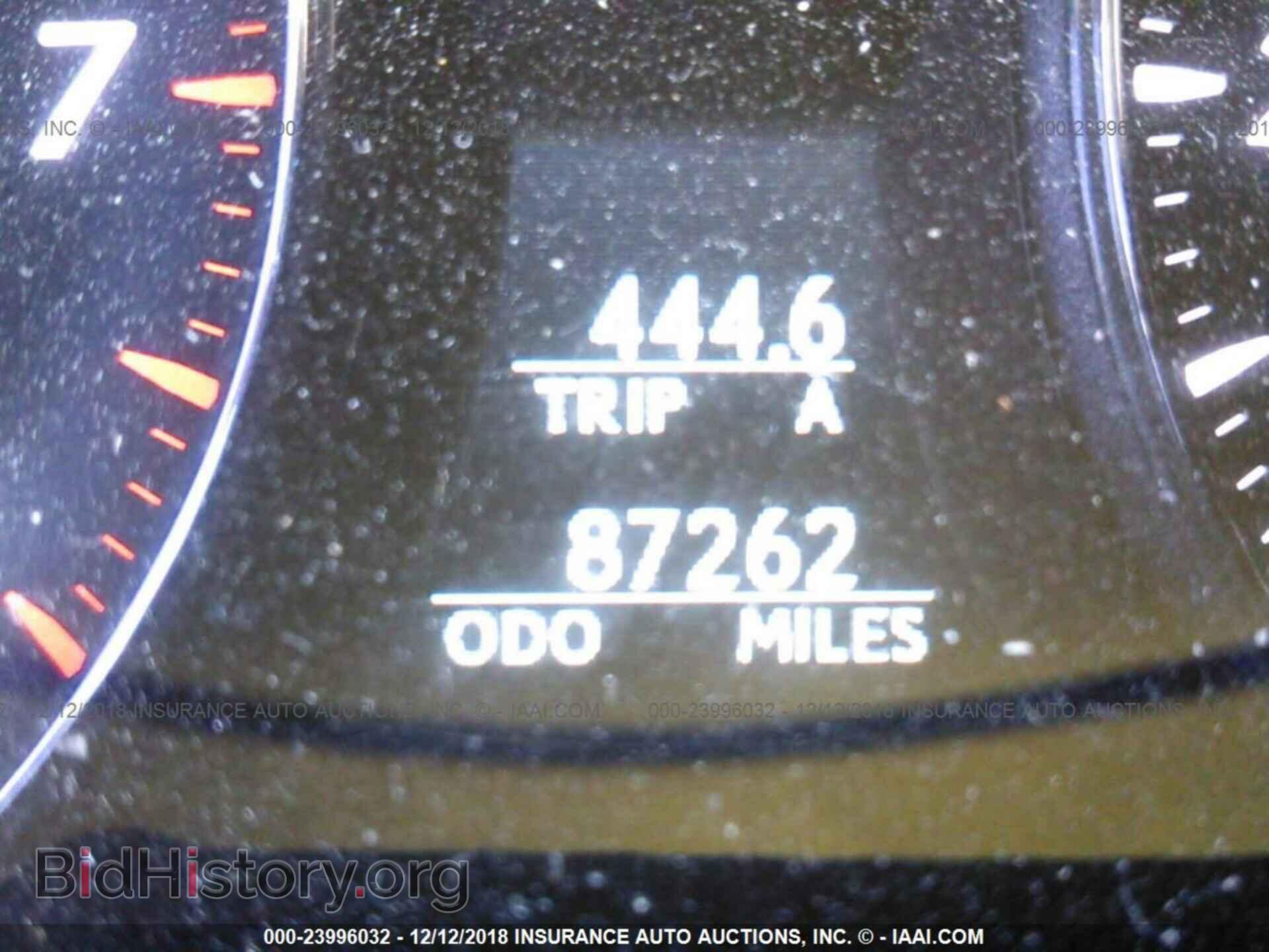 2011 LEXUS LS - VIN: JTHCL5EF2B5010175 - Photo 7