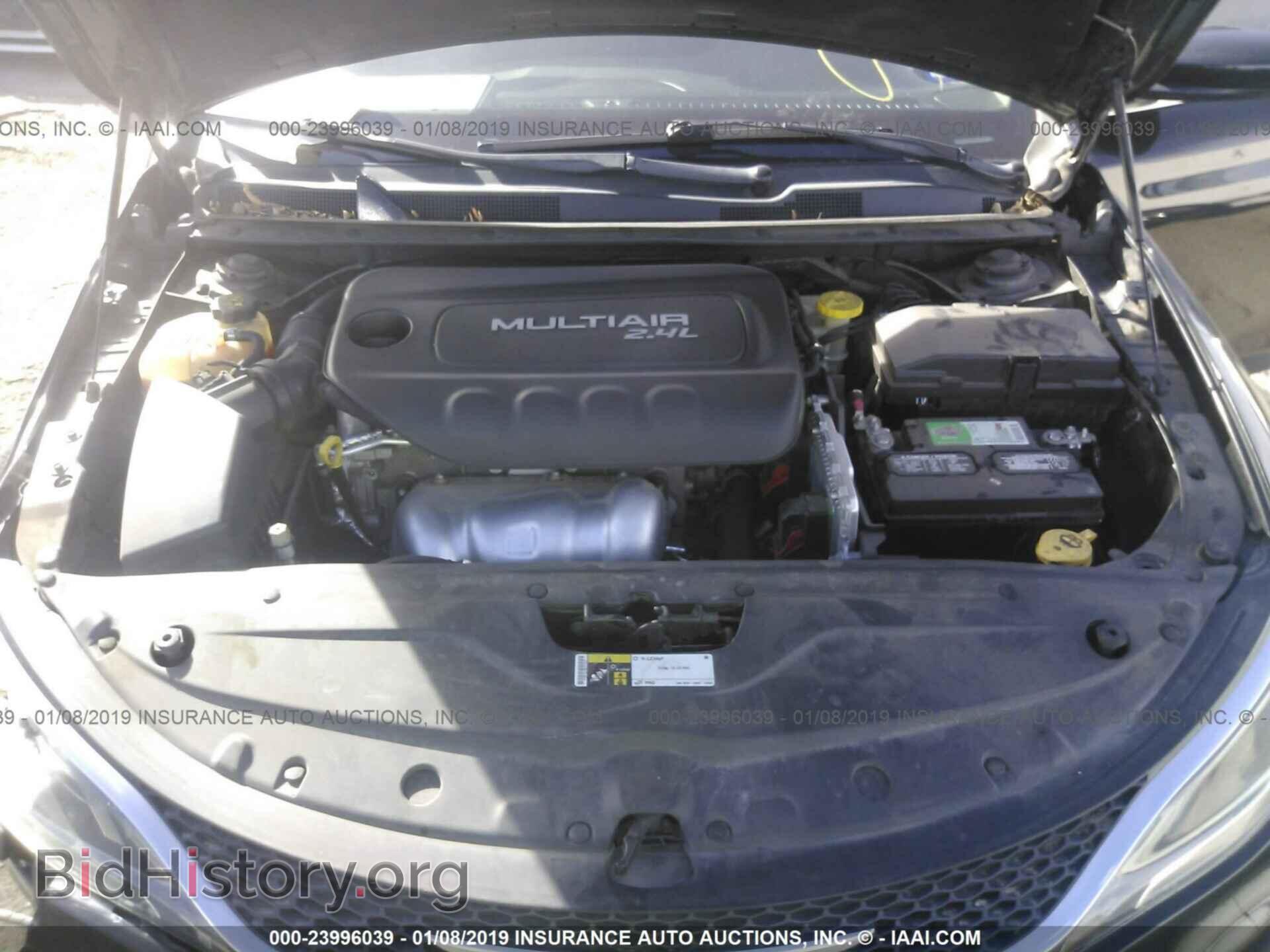 2015 CHRYSLER 200 - VIN: 1C3CCCAB2FN570037 - Фото 10