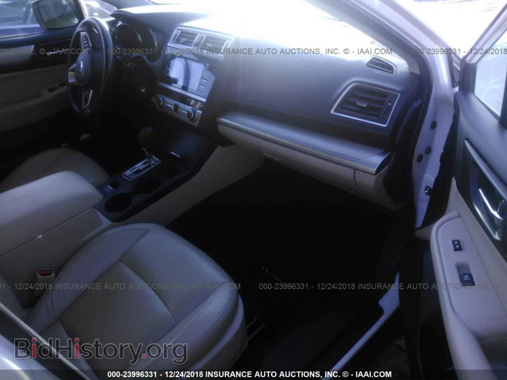 2016 Subaru Outback - VIN: 4S4BSBCC8G3205283 - Фото 5