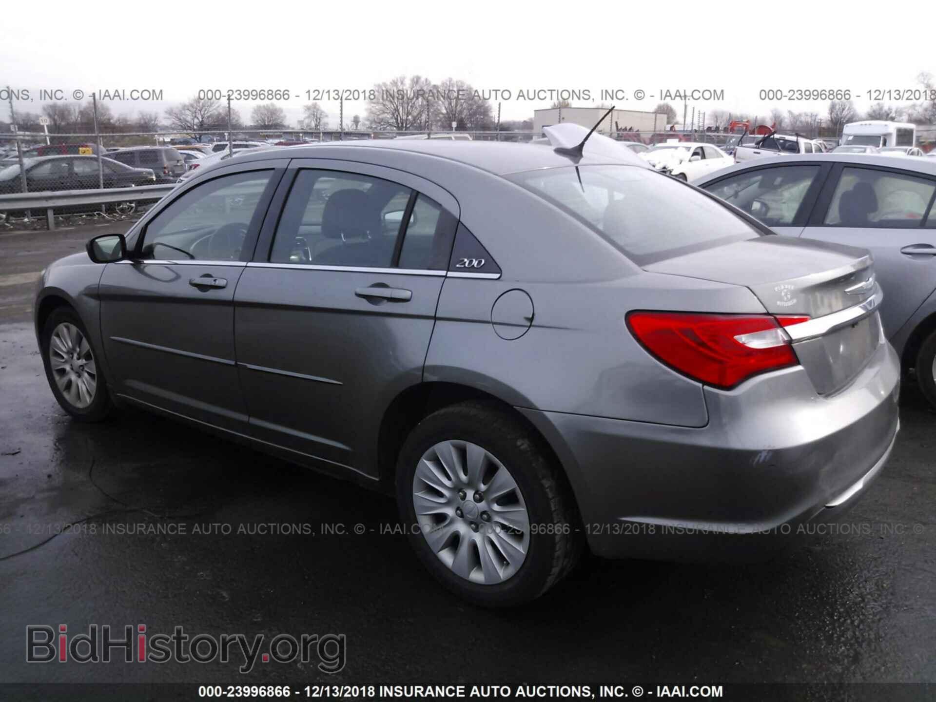 2012 CHRYSLER 200 - VIN: 1C3CCBAB8CN210003 - Photo 3