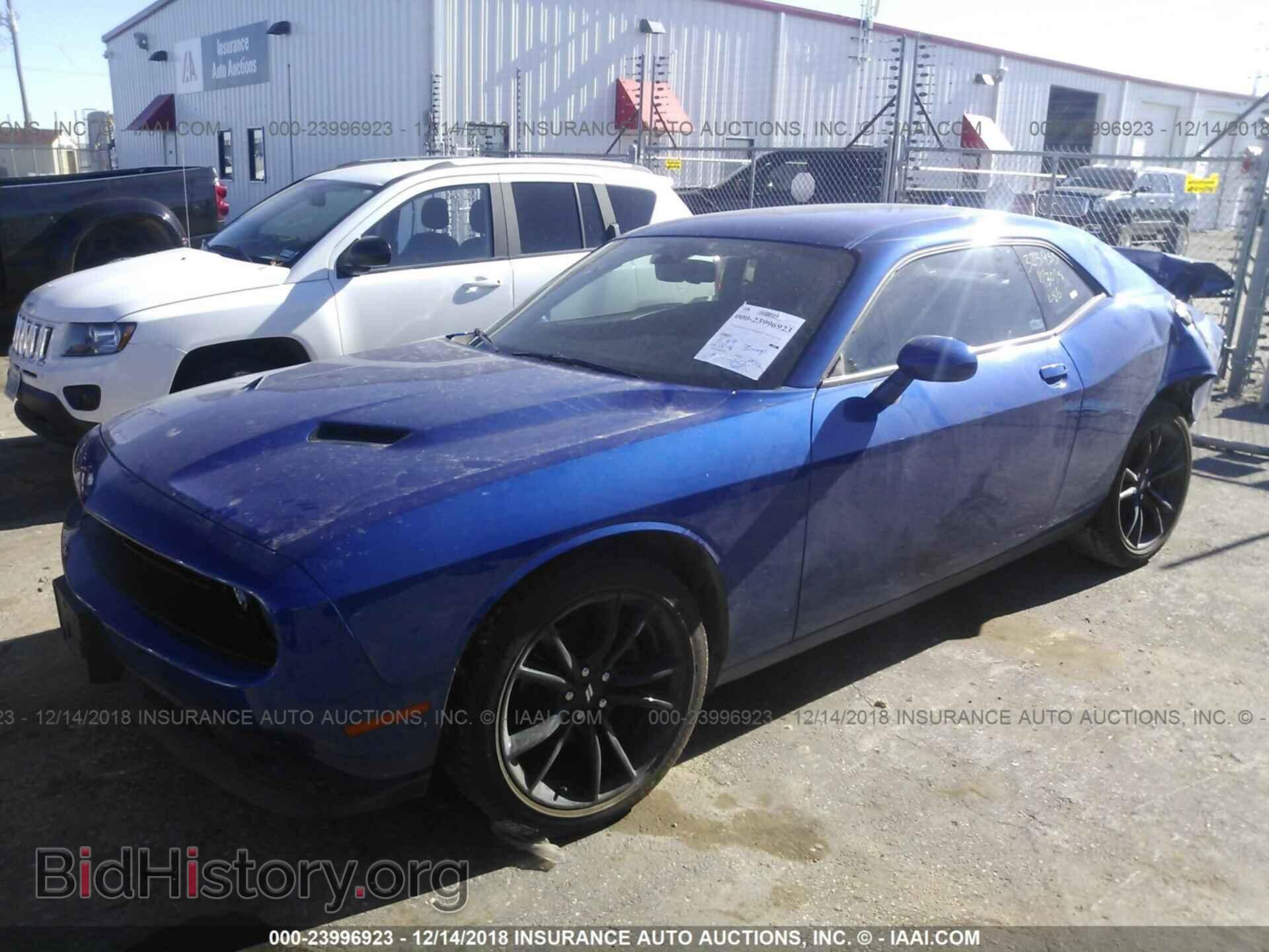 2018 DODGE CHALLENGER - VIN: 2C3CDZAG7JH251732 - Фото 2