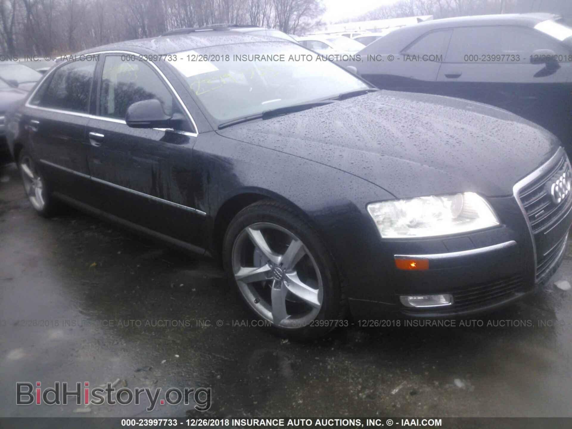 Photo WAURVAFA2AN007712 - AUDI A8 2010