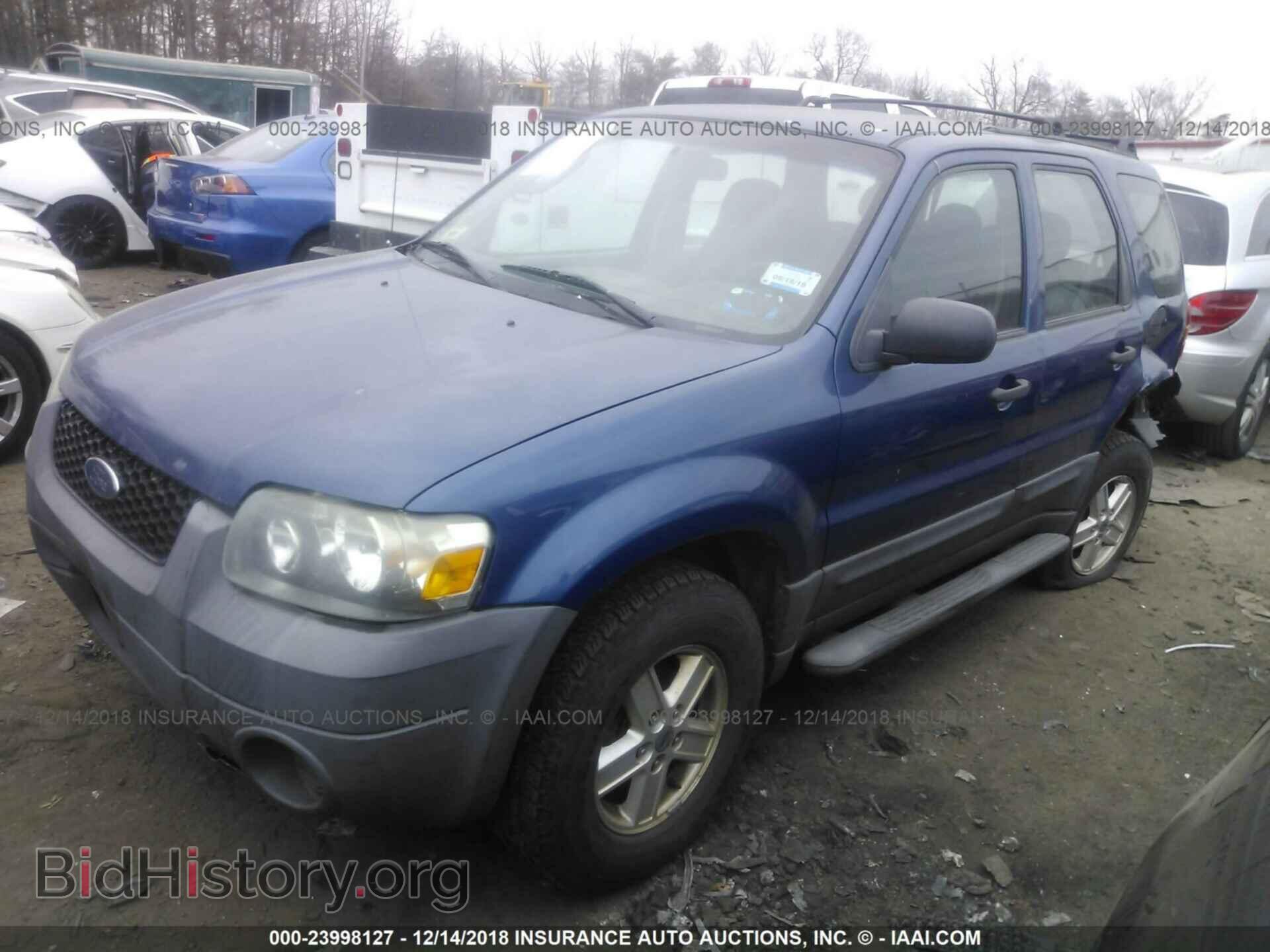 2007 FORD ESCAPE - VIN: 1FMYU92Z67KA83449 - Фото 2