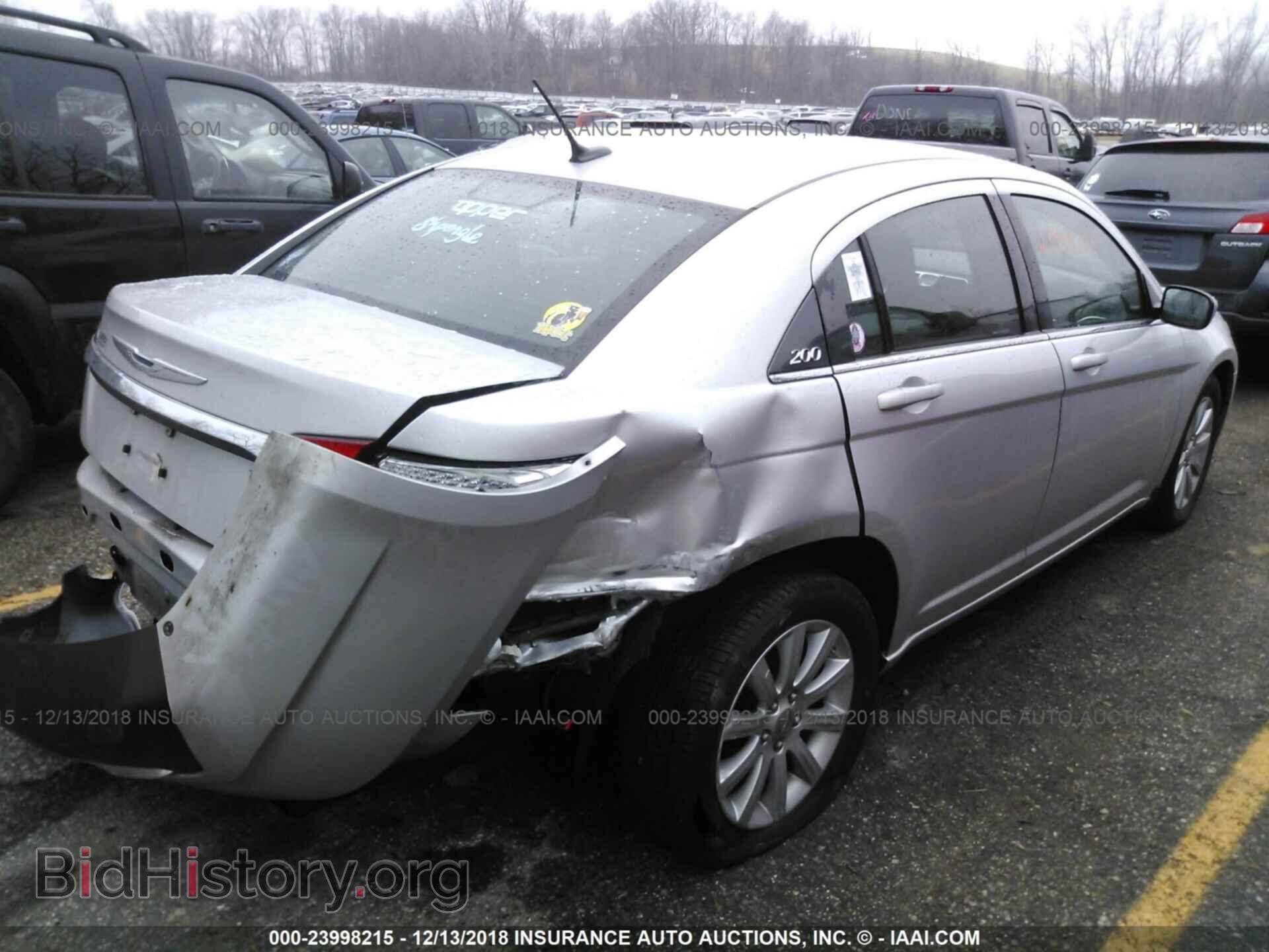 2012 CHRYSLER 200 - VIN: 1C3CCBBB3CN188944 - Фото 4