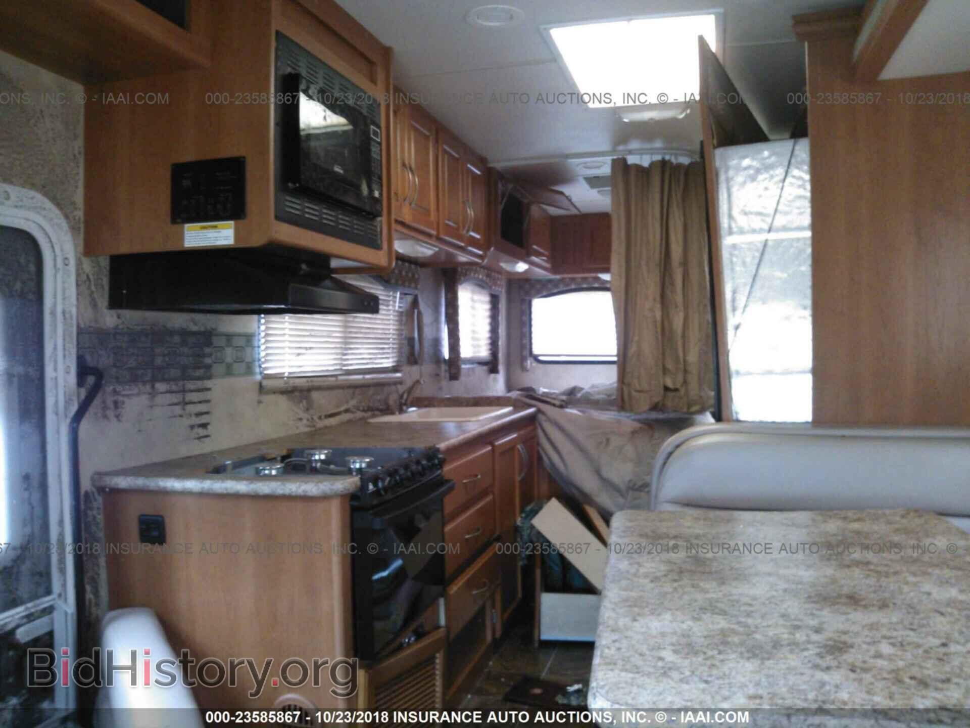 2011 FORD ECONOLINE - VIN: 1FDXE4FS2BDA02467 - Photo 7