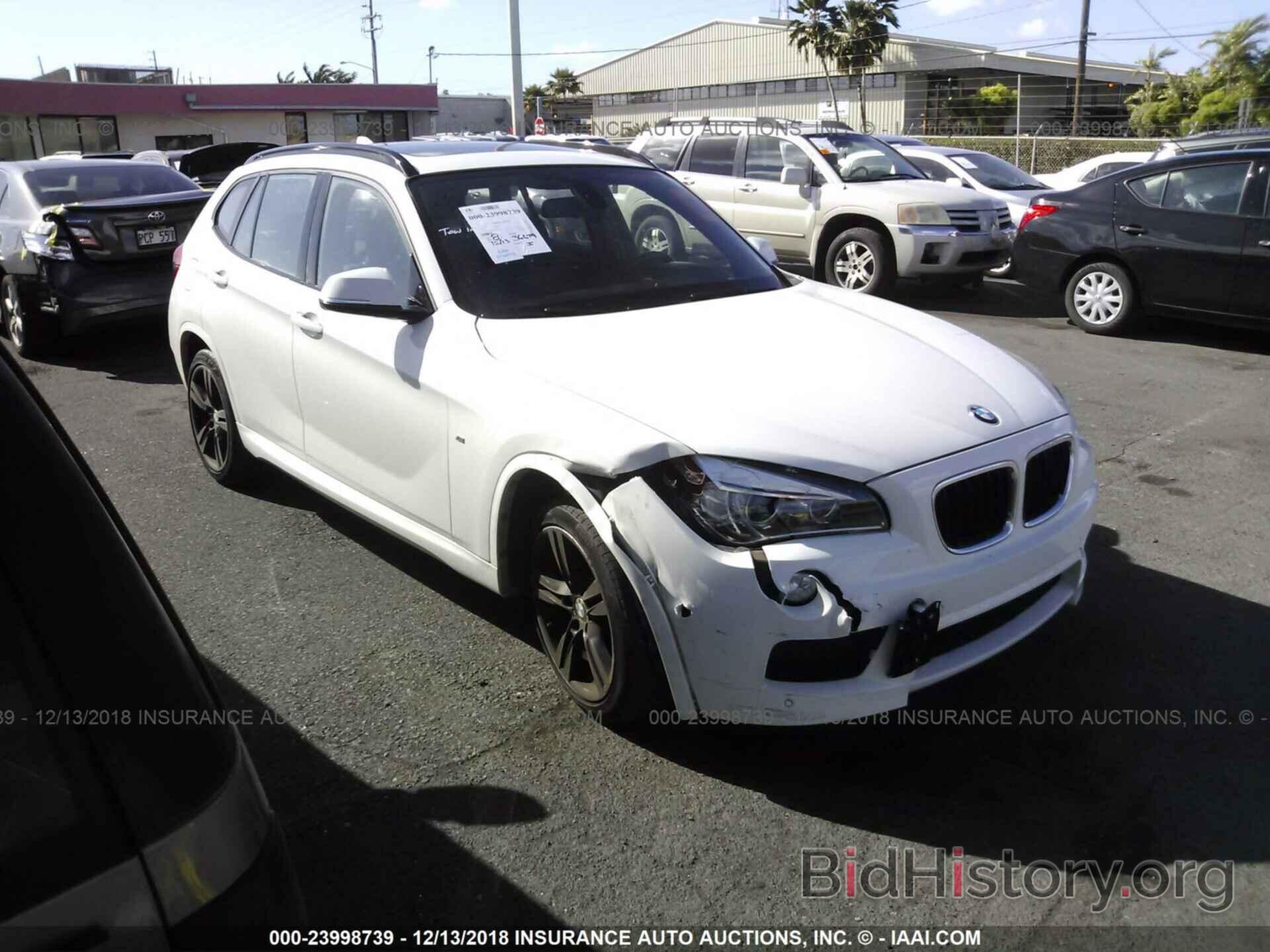 Фотография WBAVM1C59EVW54302 - BMW X1 2014