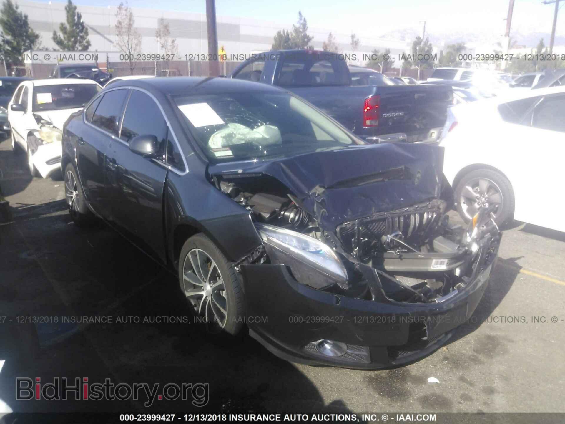 Photo 1G4PR5SK2H4118289 - BUICK VERANO 2017