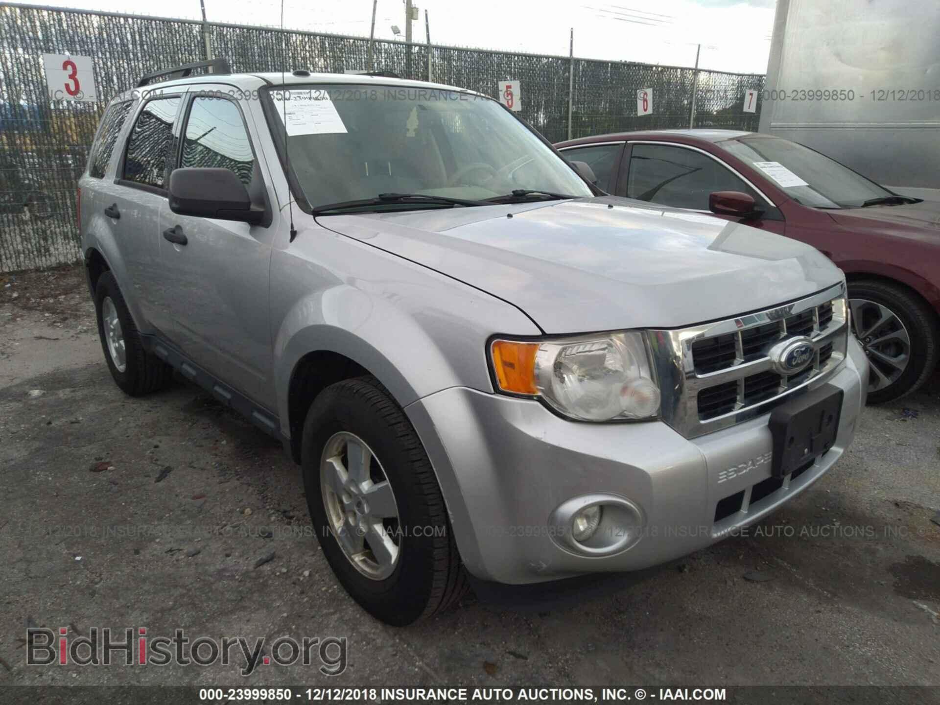 Фотография 1FMCU0D77CKA99493 - Ford Escape 2012