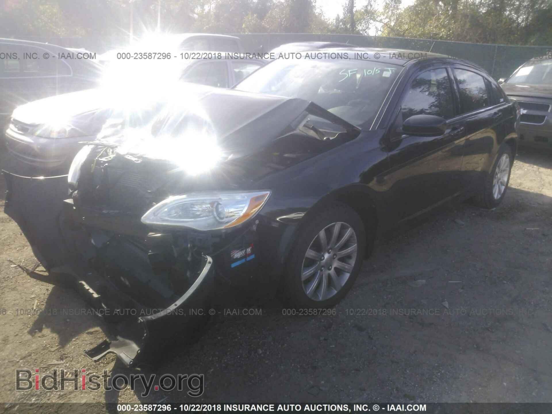 2012 CHRYSLER 200 - VIN: 1C3CCBBB8CN122258 - Photo 2