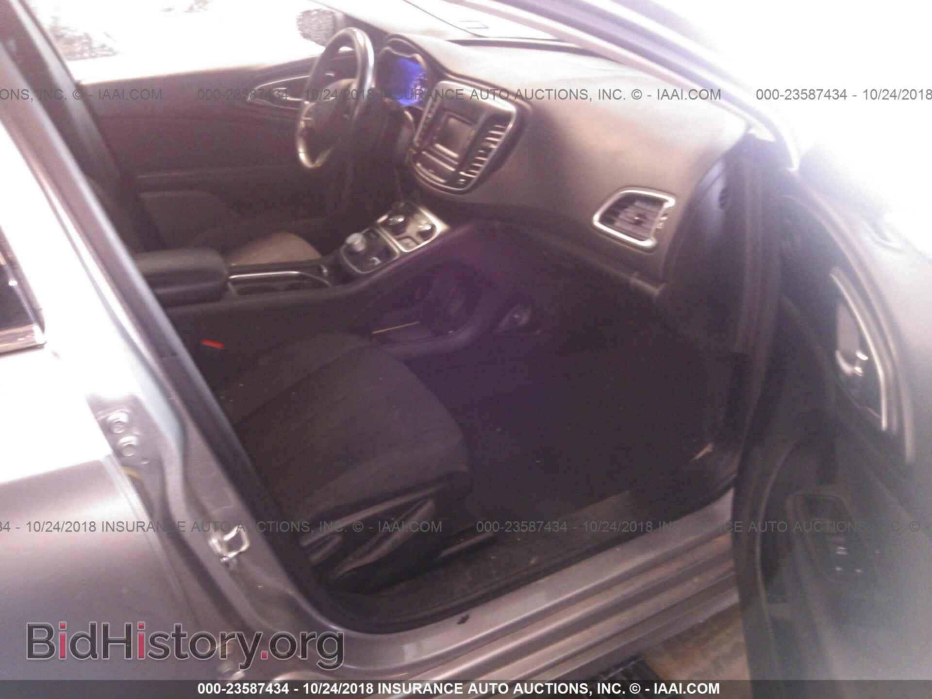 2015 CHRYSLER 200 - VIN: 1C3CCCAB5FN660332 - Photo 5
