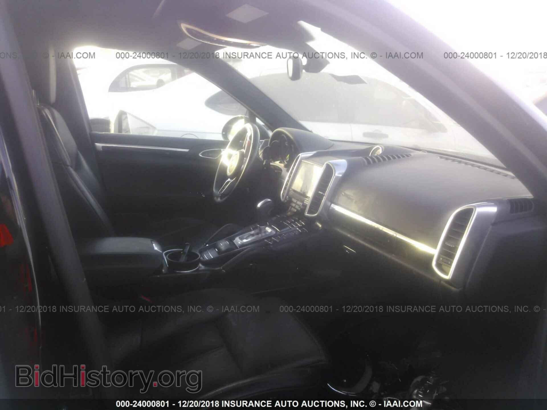 2017 PORSCHE CAYENNE - VIN: WP1AE2A27HLA70184 - Фото 5