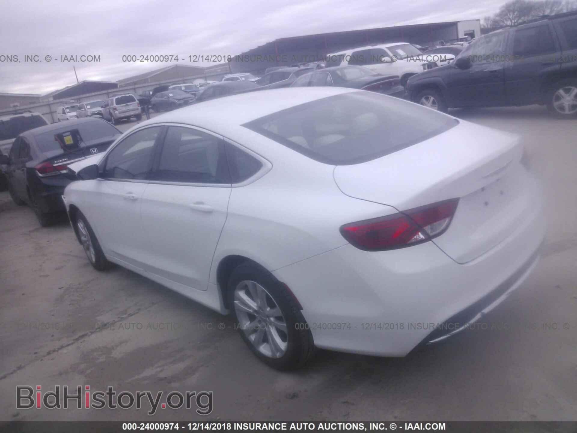2016 CHRYSLER 200 - VIN: 1C3CCCAB5GN117192 - Фото 3