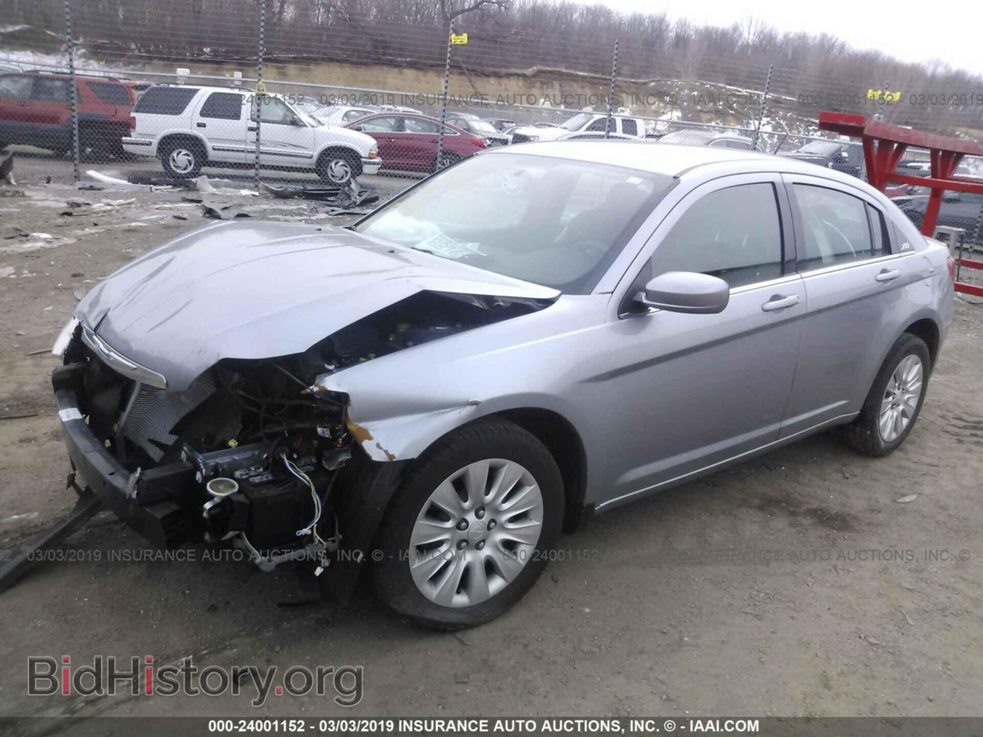 2014 CHRYSLER 200 - VIN: 1C3CCBAB3EN210459 - Photo 2
